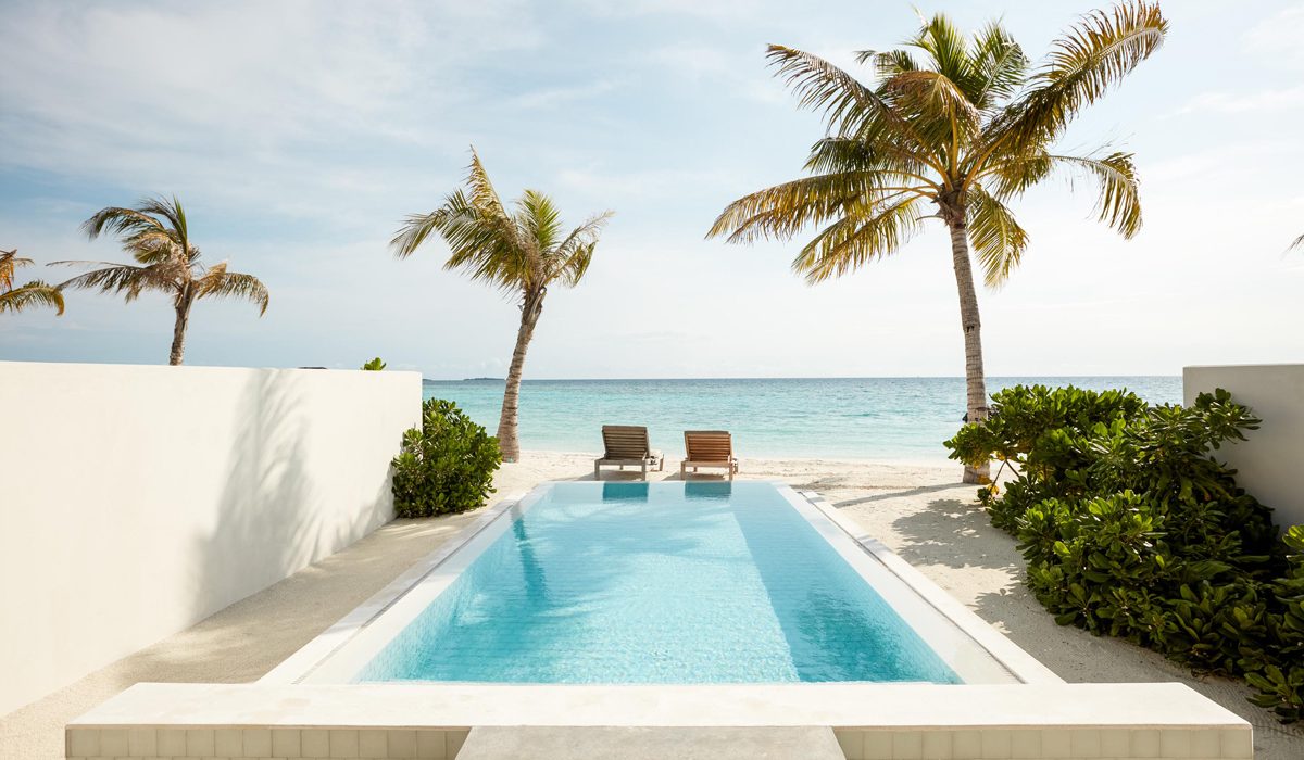 Grand Beach Suite with Pool