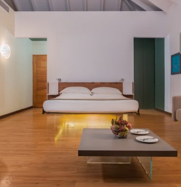 Lagoon Villa